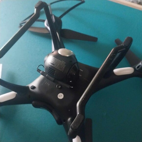 Holy Stone 2K HS100G GPS Drone - Picture 9 of 9